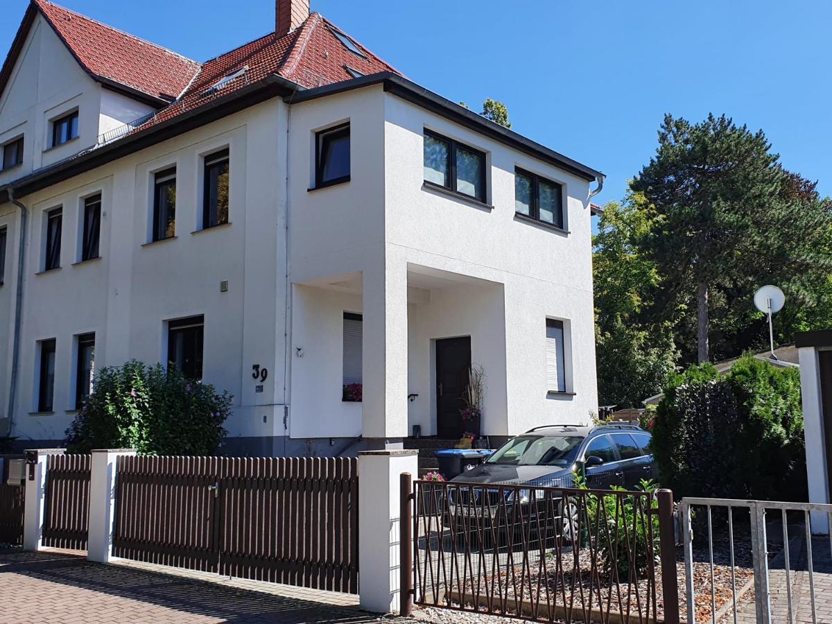Ferienwohnung Mit Charme Neukieritzsch Екстериор снимка